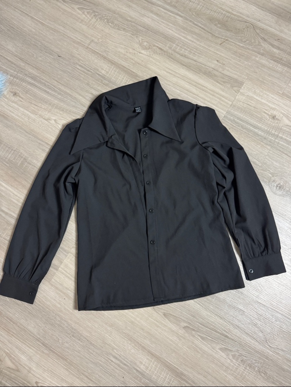 Classic Black Button-Up Shirt SHEIN small